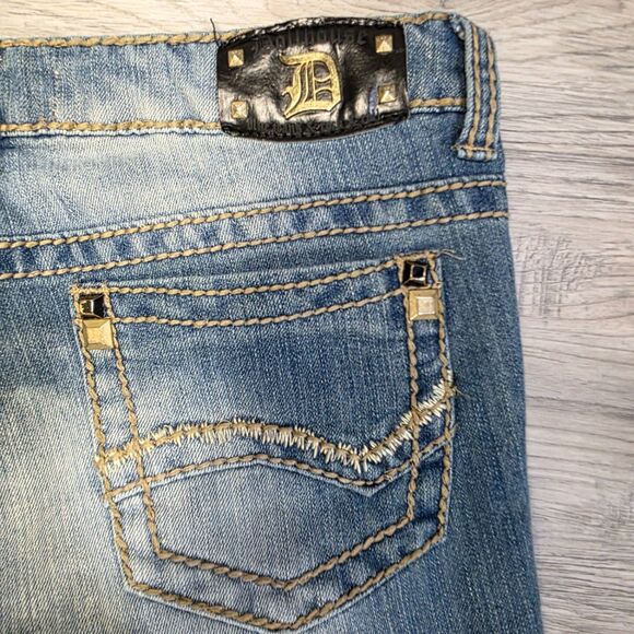 Dollhouse Studded Vintage Washed Distressed Skinny Jeans Size 9 - Picture 7 of 7